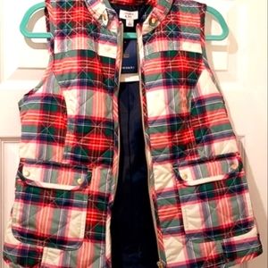 NWT Crown & Ivy Plaid Quilted Puffer Vest, Women’s Large